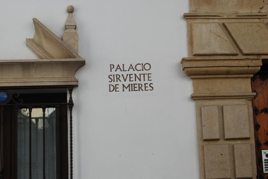 Palacio Sirvente Mieres Andújar Exterior foto